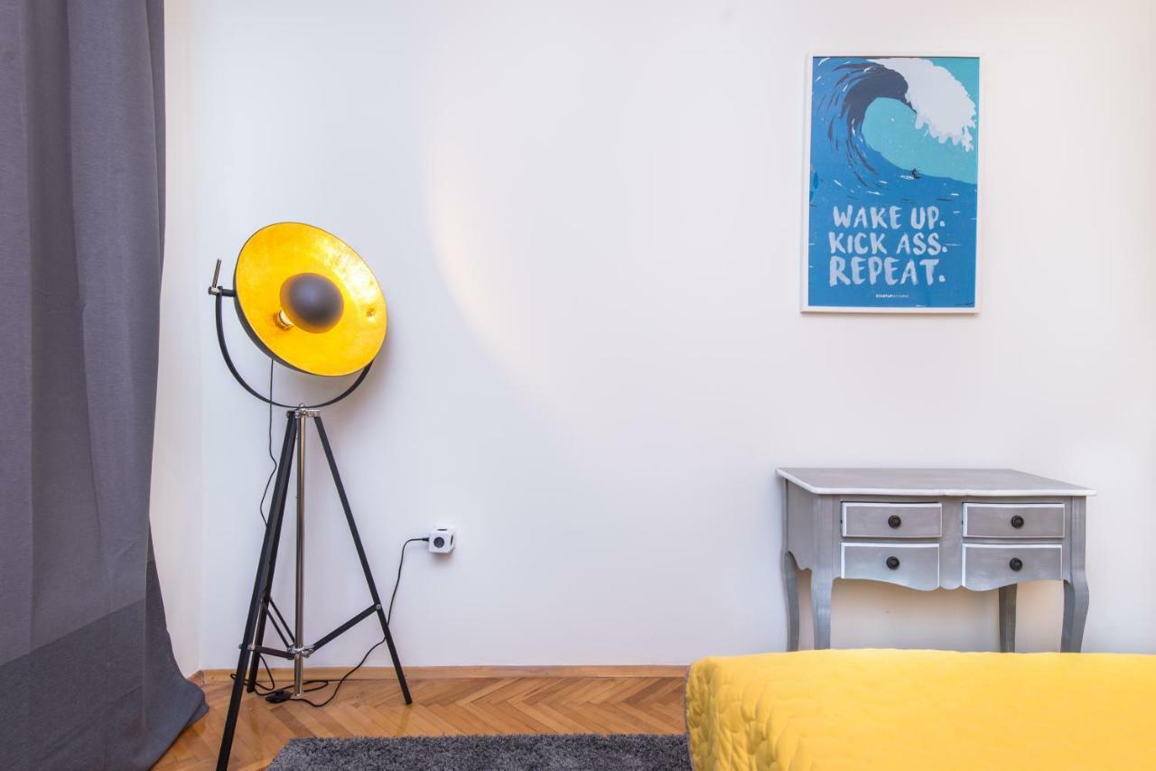 Designer & Luxurious, Business, One Bedroom Apartment In Top Central Sofia By Flat Mаnager Kültér fotó